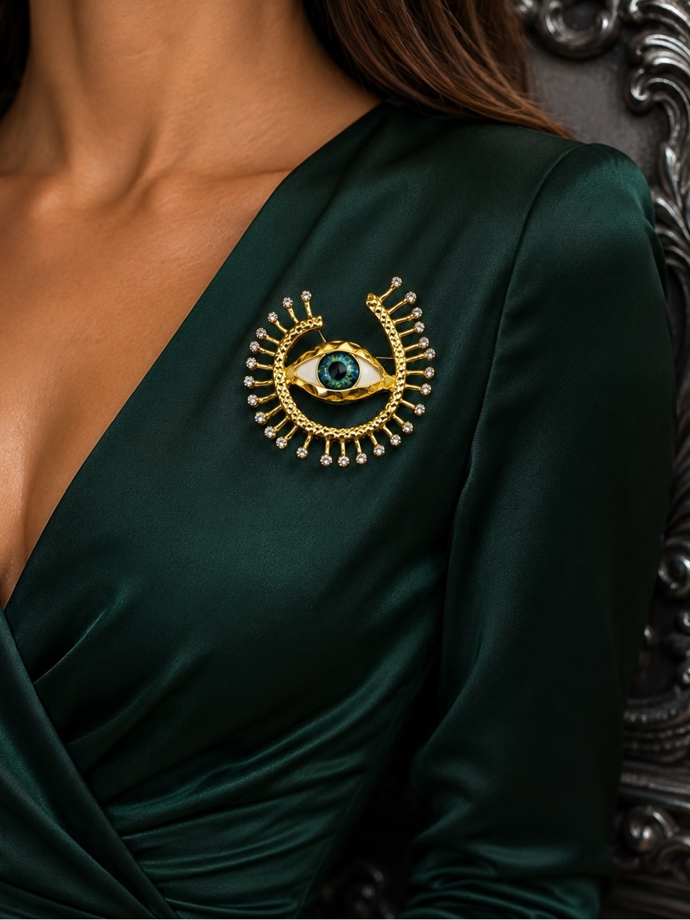 Gold tone Evil Eye Brooch with Blue and Green Iris - Picture 4 of 7